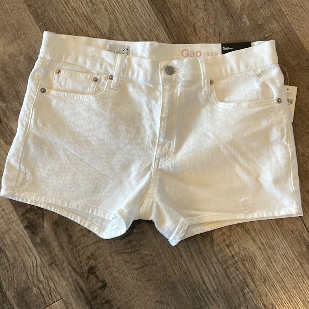 GAP white denim shorts